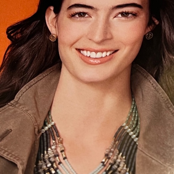 Lia Sophia Goddess Necklace - Picture 4 of 10